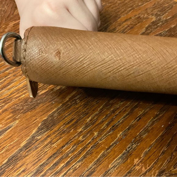 Michael Kors Brown Gold Zipper Wallet! - Picture 6 of 15